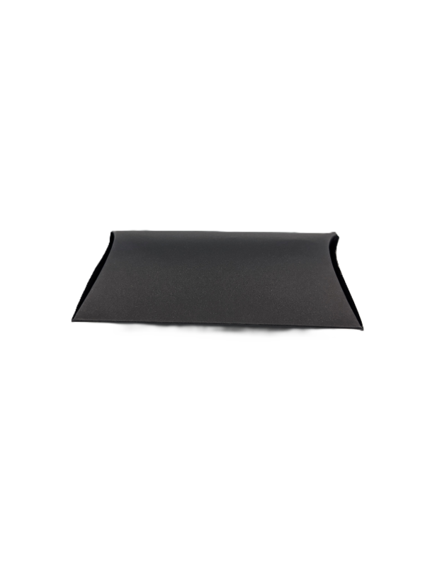 geschenkeverpackung-pillowbox-schwarz-mit-sichtfenster-14x7cm